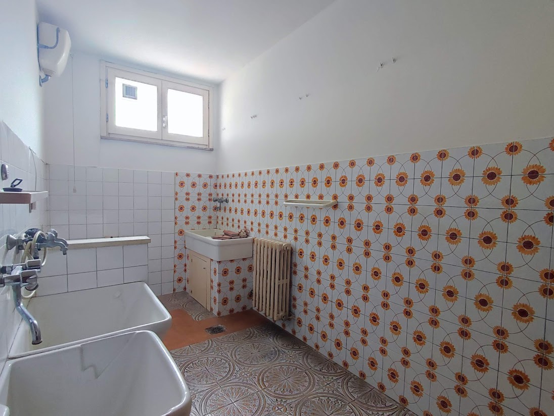Fano Pesaro e Urbino, 5 Stanze da Letto Stanze da Letto, ,2 BathroomsBathrooms,Case indipendenti,Vendita,1642